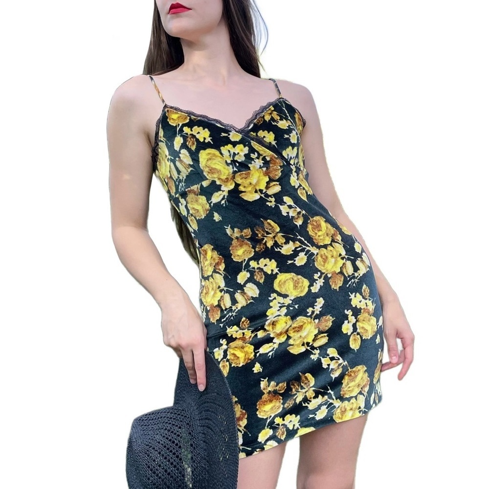 Urban Outfitters Stretch Velvet Lace Trim Floral Cami Mini Dress Medium